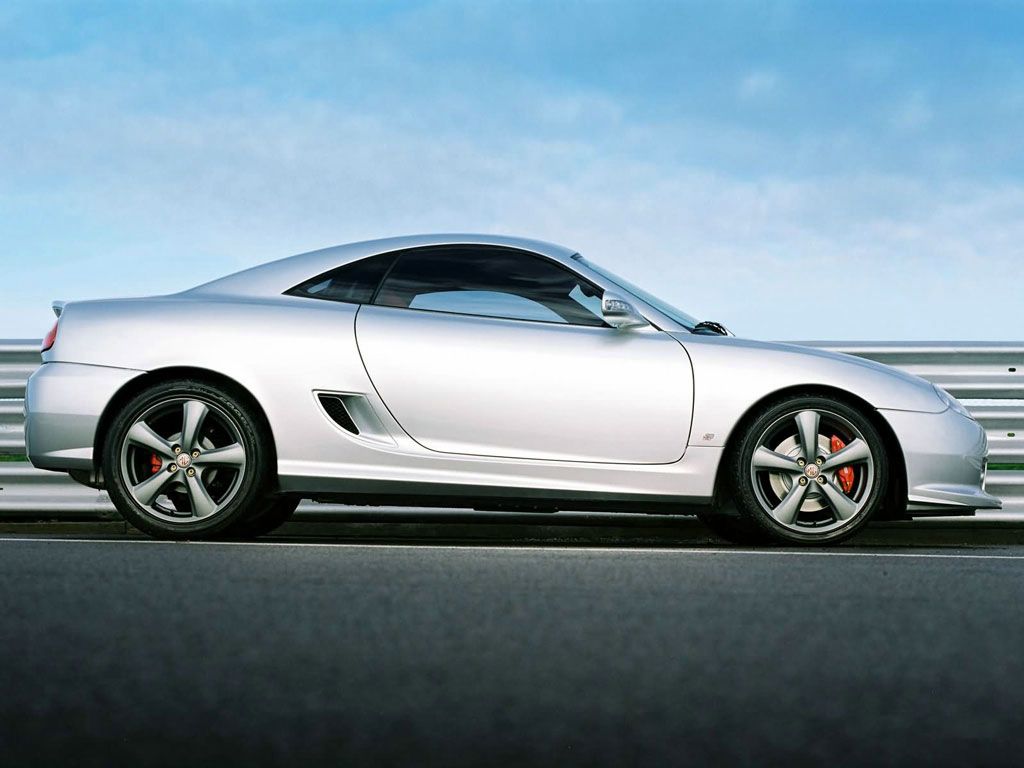 Elegant Cars Of MG GT Concept